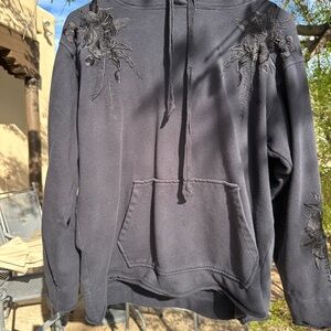 Johnny Was sweatshirt